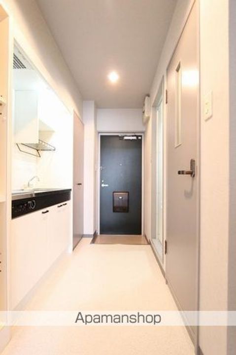 コーポアルド亀岡の玄関