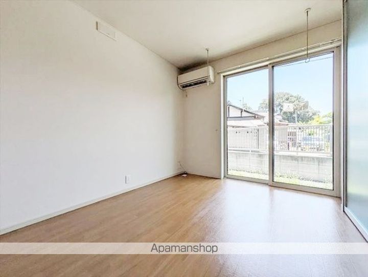 ハピネスの居間