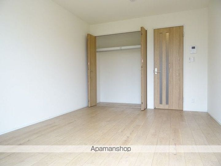 リングフィールド連坊駅前Ⅰの居間