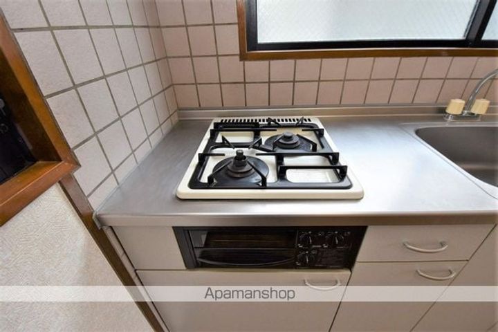 真装マンション205の内装