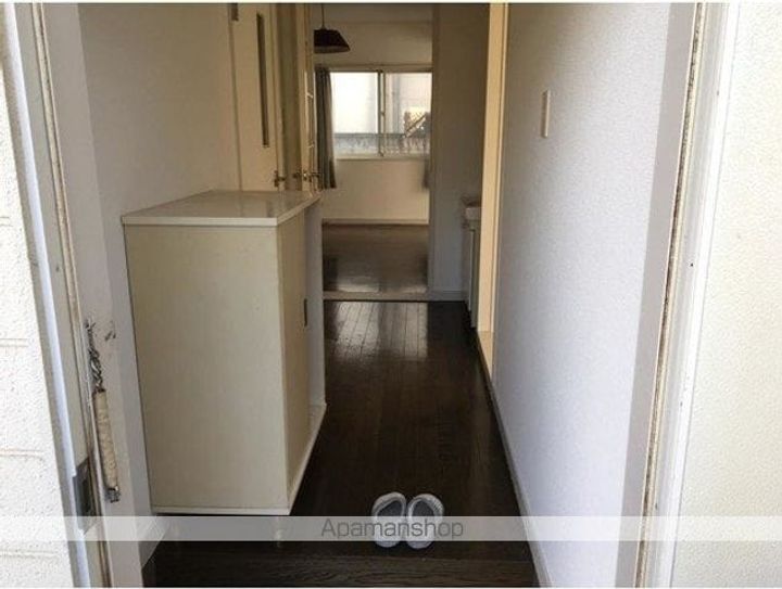 大泉シティハウスの玄関