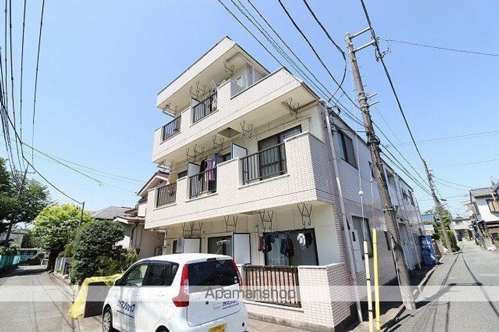 アドバンス拝島の外観