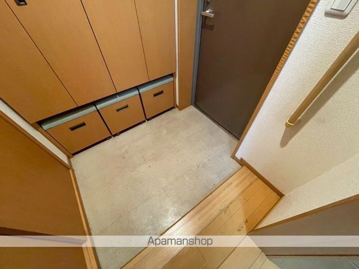 マンションふるさと館205の玄関