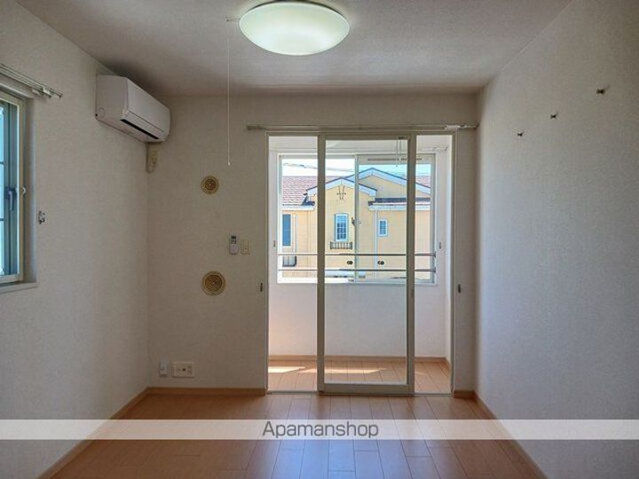 ブラン・リヴィエール Ⅱの居間