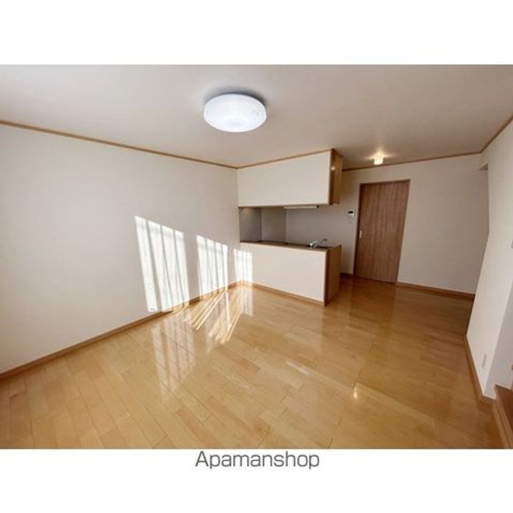 スーパーハイム北上Aの居間