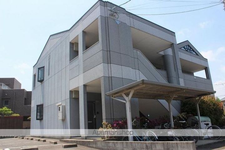 香川県高松市屋島西町の賃貸アパートの外観