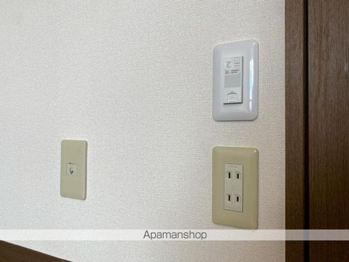 香川県高松市伏石町の賃貸マンションの内装