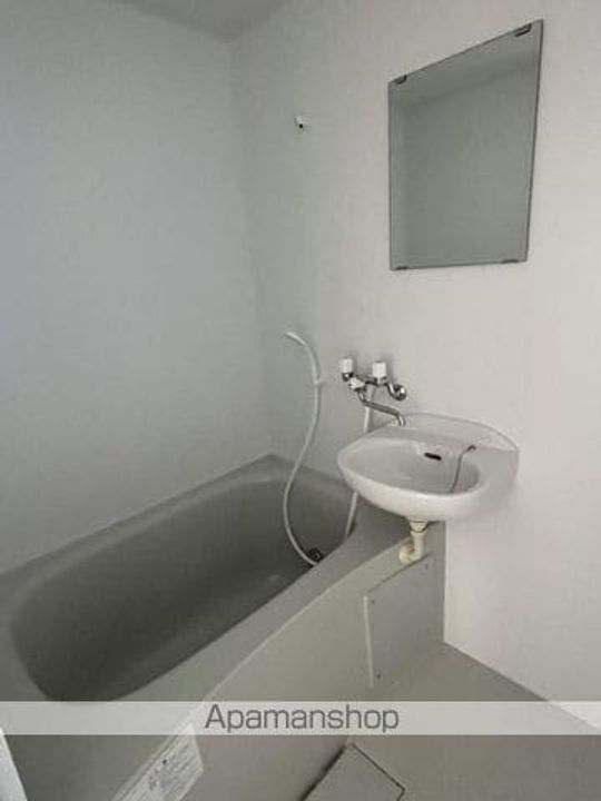 ステラハイツ202号室の風呂