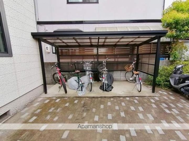 オリーブテラス A棟の外観