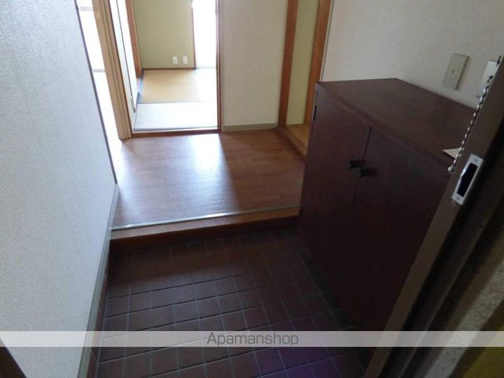 ゴールデンハイツふきあげの玄関