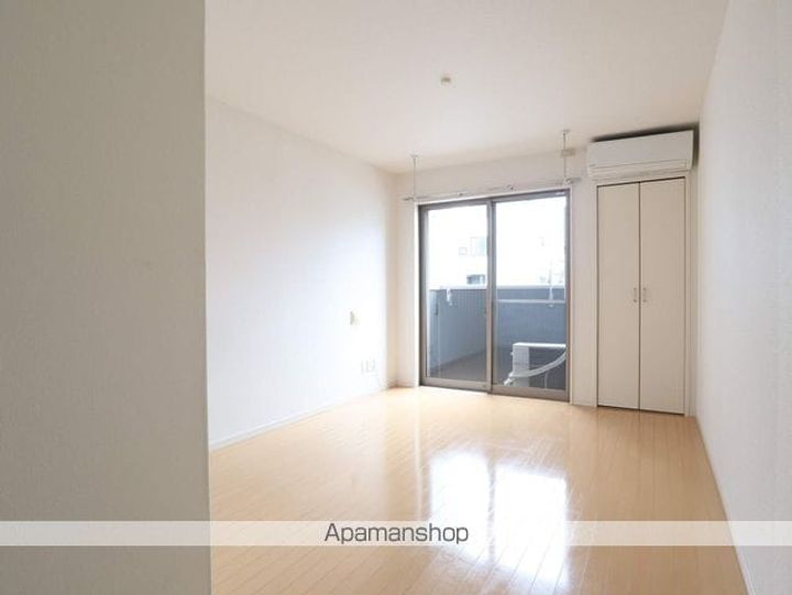 愛知県名古屋市千種区千種2丁目の賃貸アパートの内装