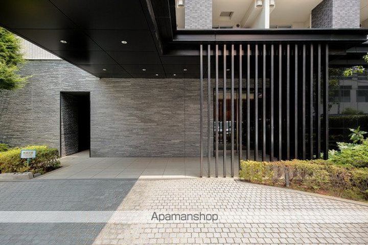 メゾンカルム本郷の外観