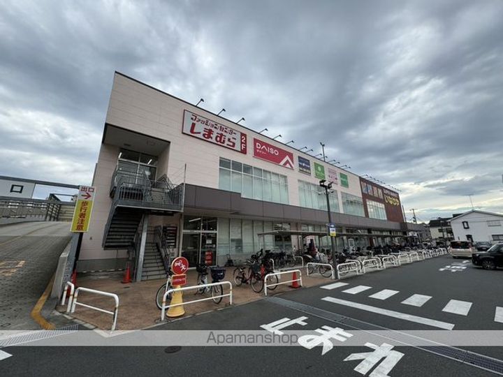 ブルーウェーブ203の周辺