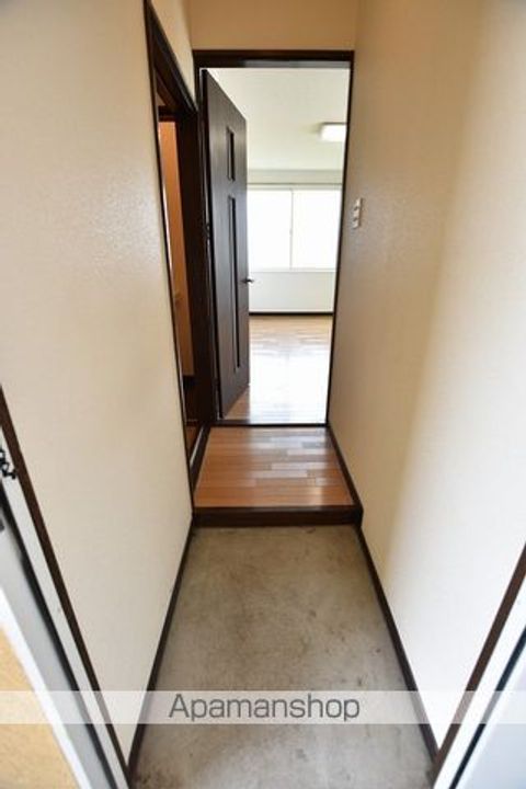 パステルコートミナト207の玄関