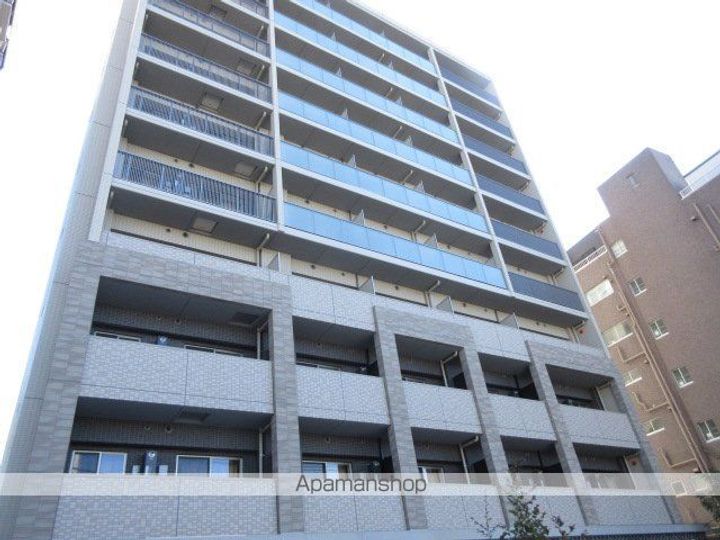 東京都中野区大和町1丁目の賃貸マンションの外観