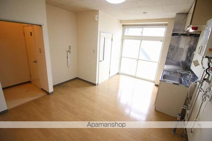 セピアENIWA201の内装