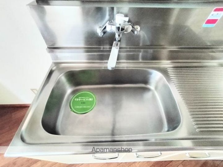 長野県長野市大字鶴賀七瀬の賃貸マンションの内装