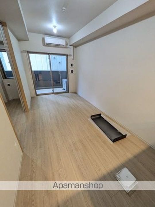 リビオメゾン新大阪の居間