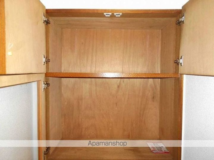 イズミ82602の内装