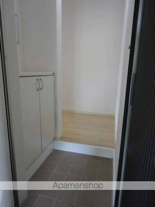 ベジタブルハイツの玄関