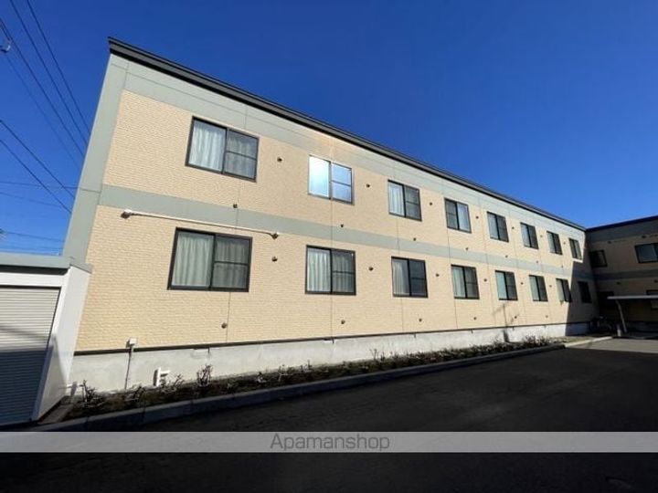 レオパレス日サルー時任町A205の外観