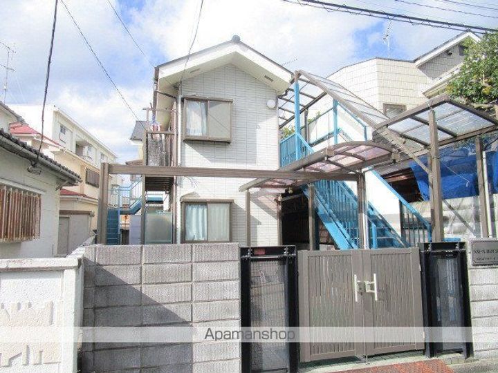 NMNハウスの外観