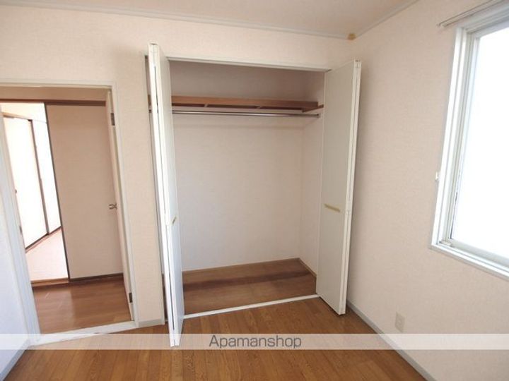 グラース関102の内装