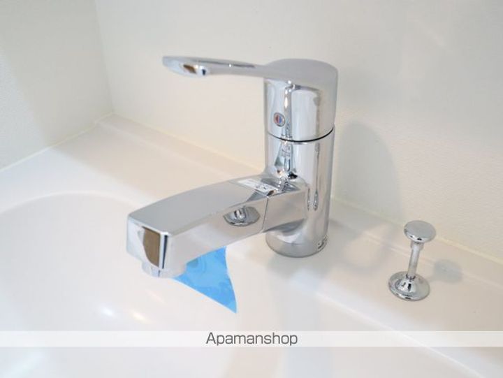 愛知県名古屋市中区橘1丁目の賃貸マンションの内装