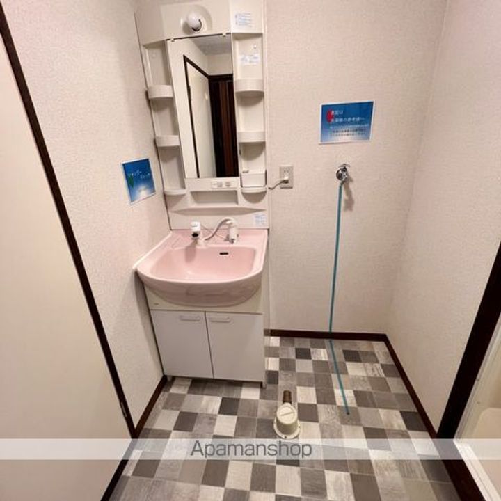 サンスペリオ402の内装