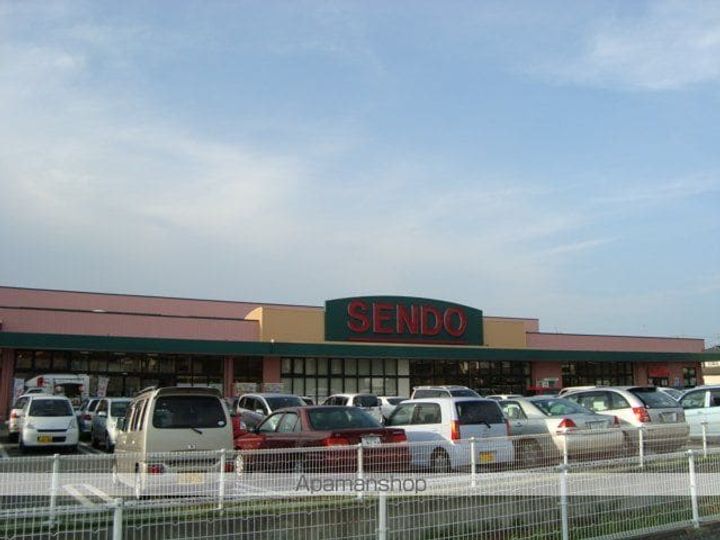 グランティスレーヴの周辺