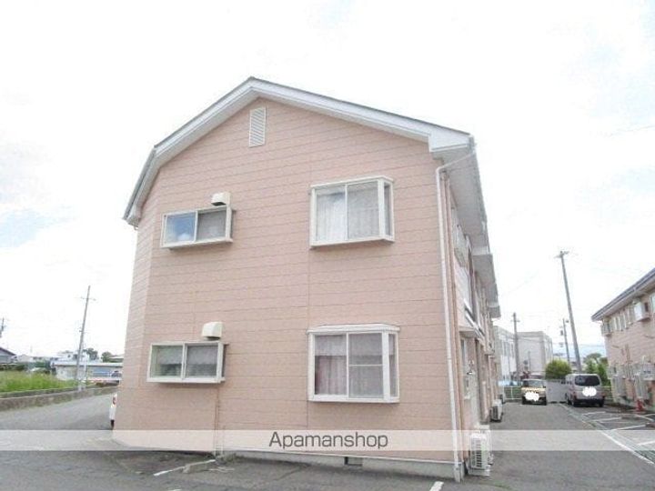 長野県長野市三輪2丁目の賃貸アパートの外観