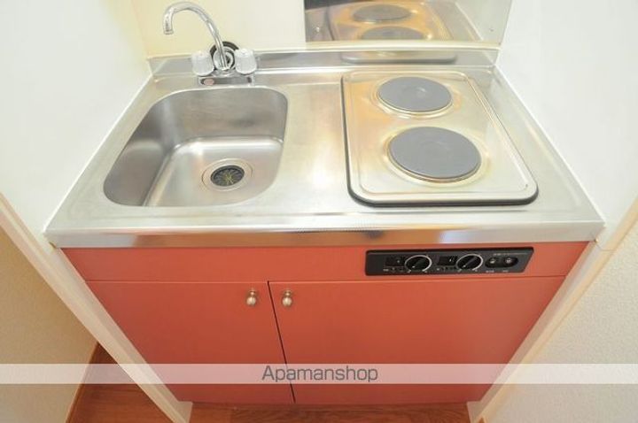 レオパレス三ツ屋203のキッチン