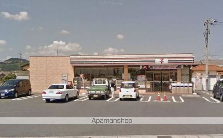 フローレンスⅢの周辺