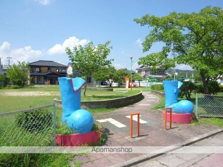 プレミアムひかり202の周辺