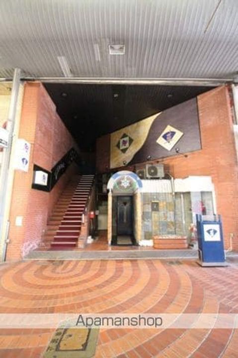 岡山県岡山市北区表町3丁目の賃貸マンションの外観