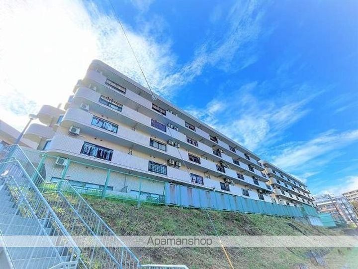 アーバンパーク三ツ池公園Eの外観