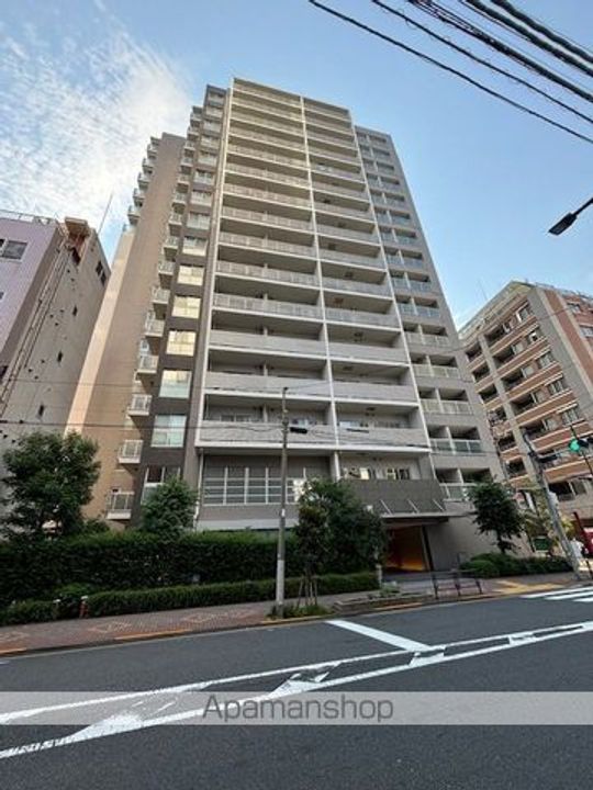 東京都台東区元浅草1丁目の賃貸マンションの外観