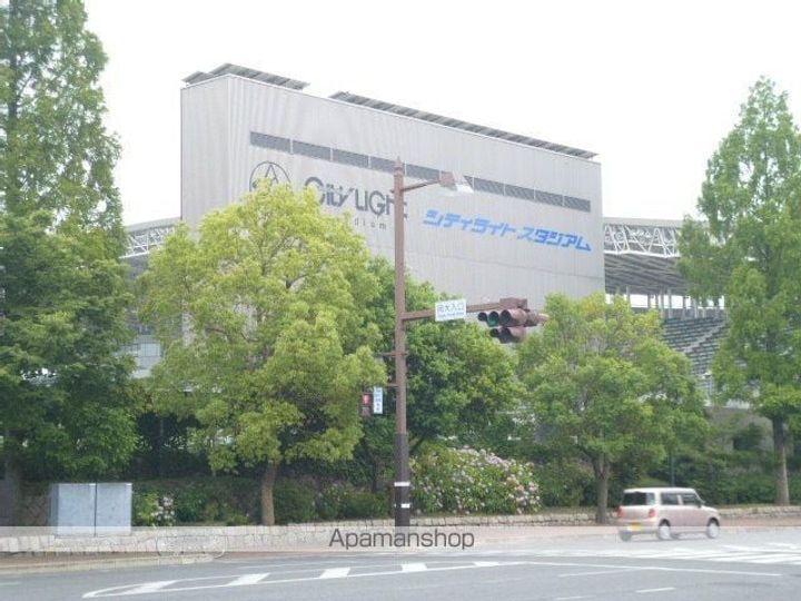 岡山県岡山市北区南方2丁目の賃貸マンションの周辺