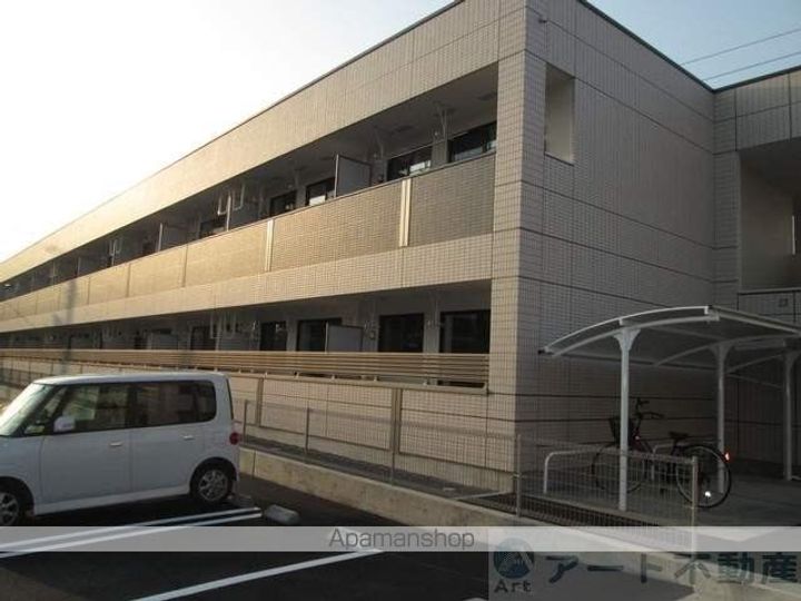 愛媛県松山市小坂4丁目の賃貸アパートの外観