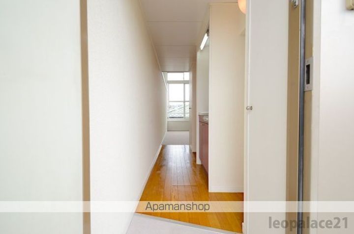 レオパレス住之江の玄関