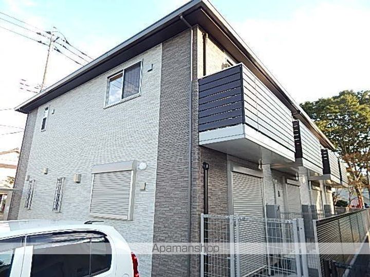 東京都福生市大字熊川の賃貸アパートの外観
