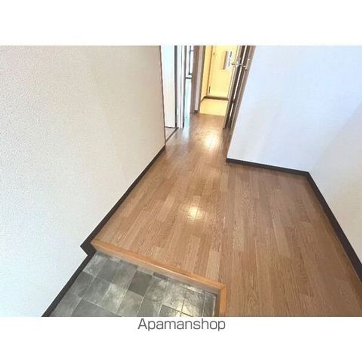 サプリング上山田Aの玄関