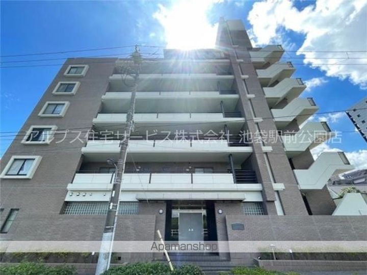 プレステージュミネギシの外観