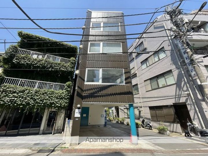 ラムテックビルの外観