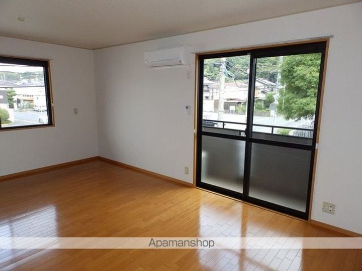 セジュール島田 B棟の居間