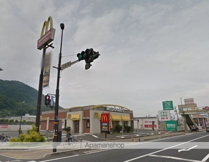 岡山県笠岡市富岡の賃貸マンションの周辺