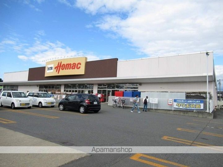 パルジュネスの周辺