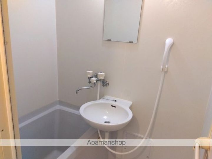 香川県丸亀市富士見町1丁目の賃貸アパートの風呂