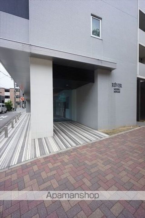 リベール名駅南の外観