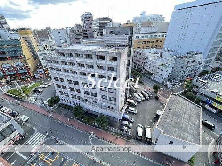 セザール山下公園の周辺